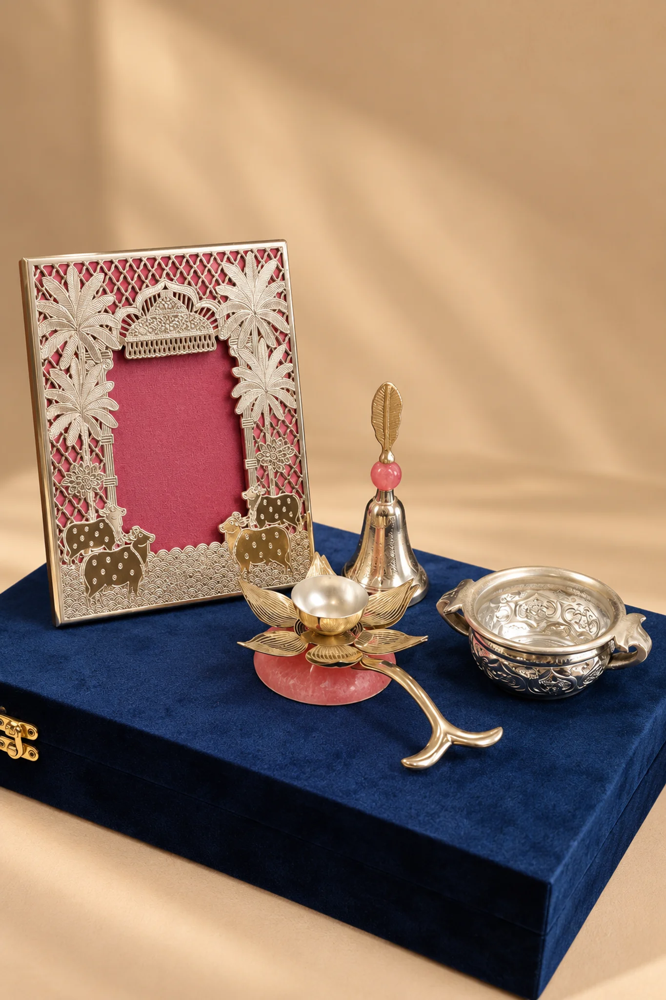 Elegant Festive Set - Image 2