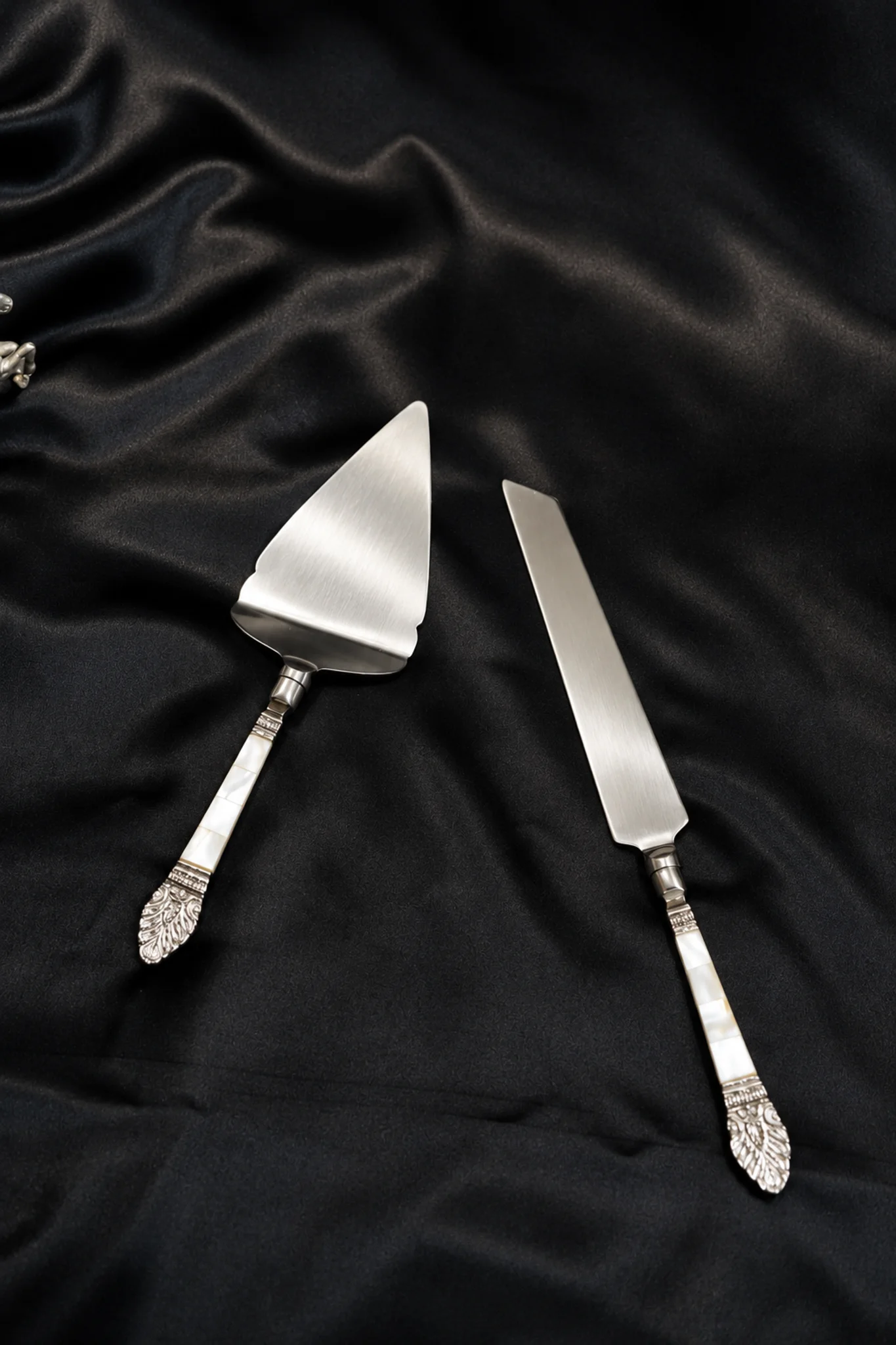 Premium Cake Set - Image 3